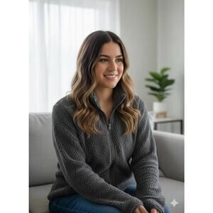 Women's Gray Fleece Zip-Up Jacket size Medium comfotable and cute